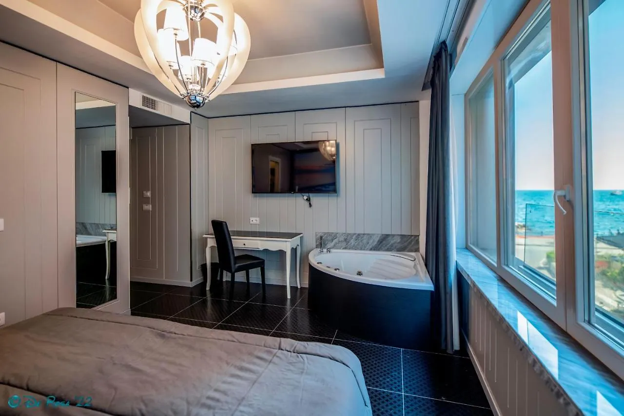 Partenope Luxury Guest House Neapel