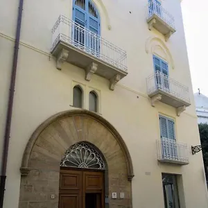 casa-al-mare-trapani.sicilyhotelsitaly.net/